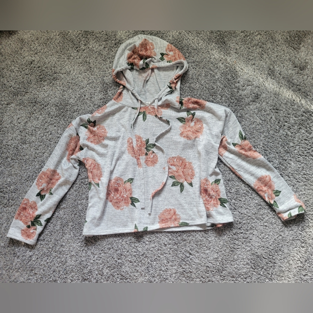 Floral Long Sleeve With Hood And Pink Roses